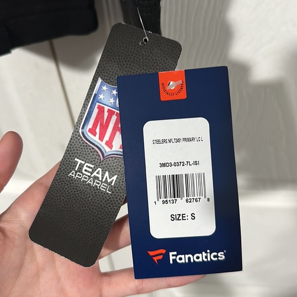 Men's Fanatics Pittsburg Steelers Half Zip Sweatshirt - Picture 4 of 12